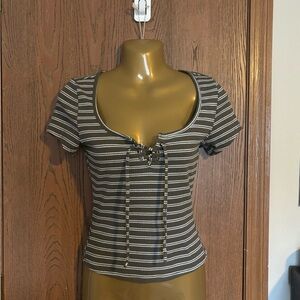 Rue21 Green and White Lace-Up Blouse